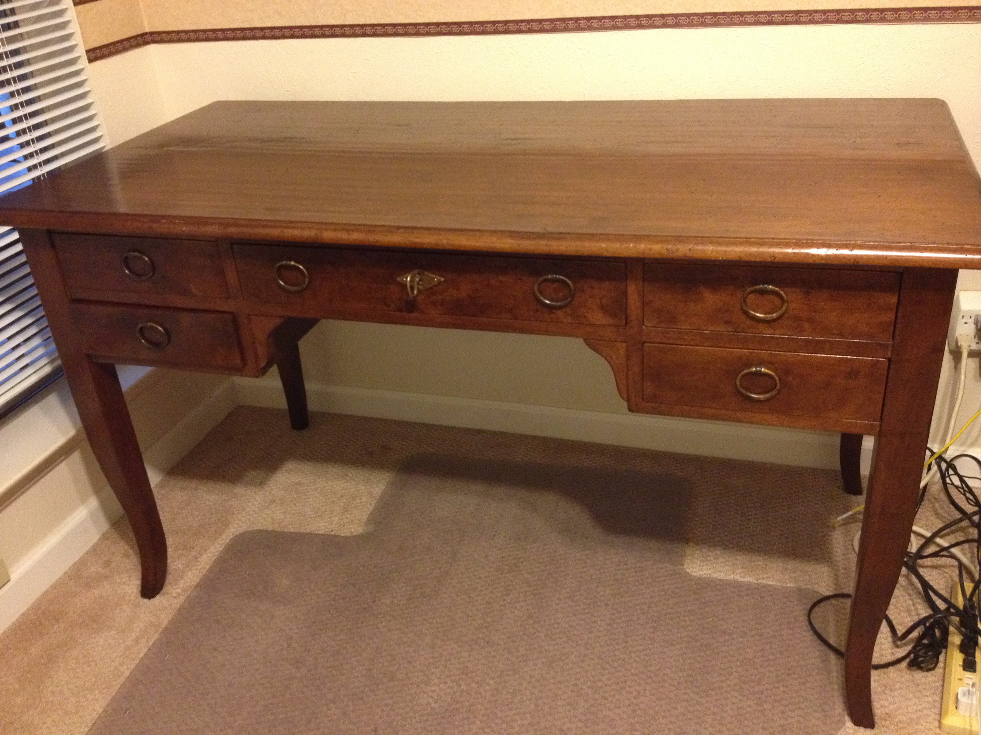 Italian Writing desk InstAppraisal